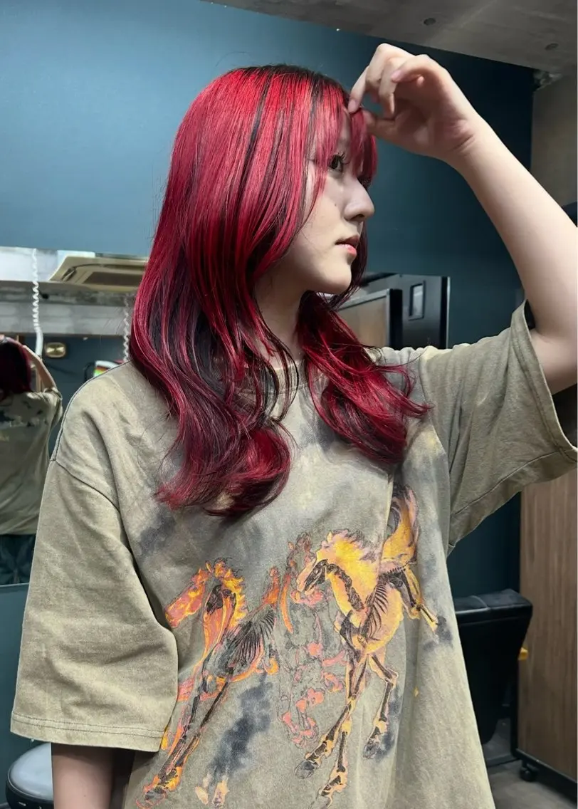 ロング ヘアカラー トリートメント KENSHIRO ICONのヘアスタイル
