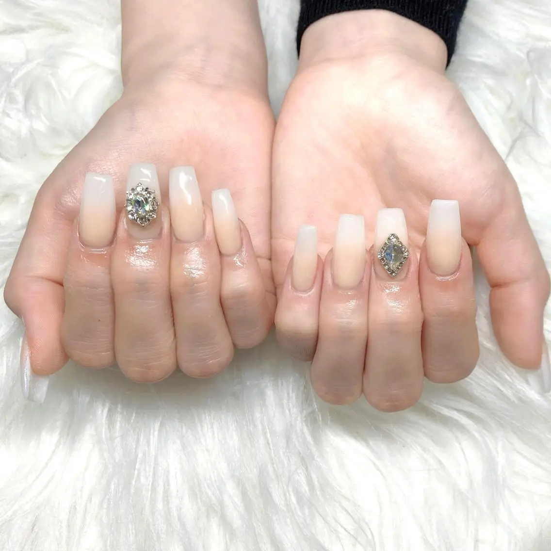 セミロング ネイル Y. Sのネイルデザイン