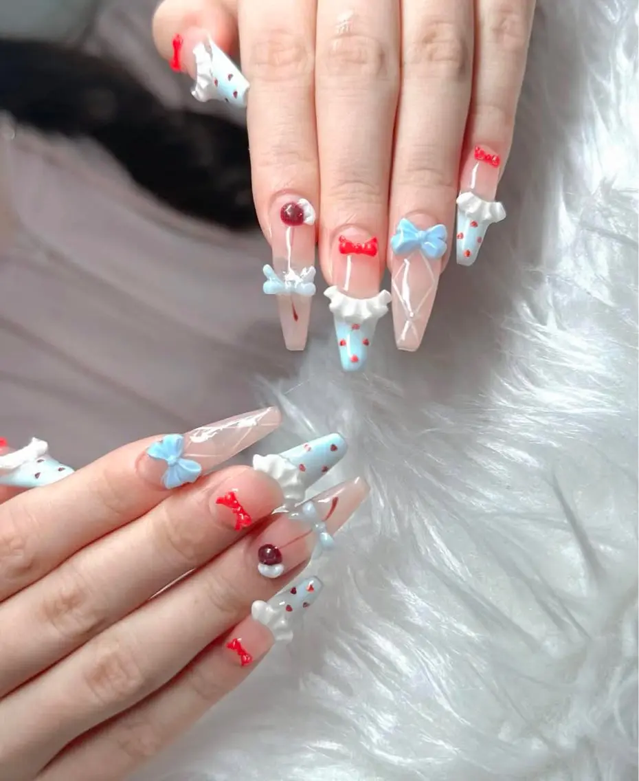 ネイル チークネイル フレンチネイル キラキラネイル 韓国ネイル マグネットネイル ハンドネイル Chibi h.babynailのネイルデザイン