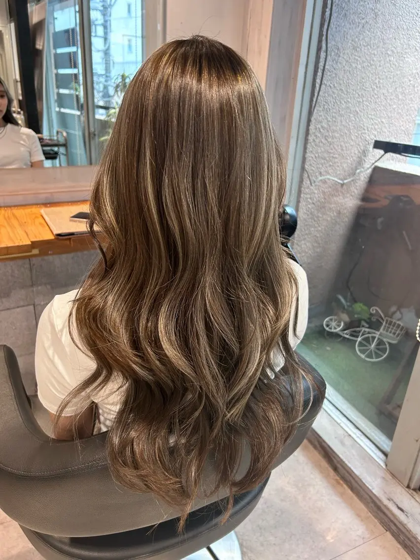ロング カット ヘアカラー トリートメント ヘッドスパ レイヤーStyle 🪽菜々実のヘアスタイル