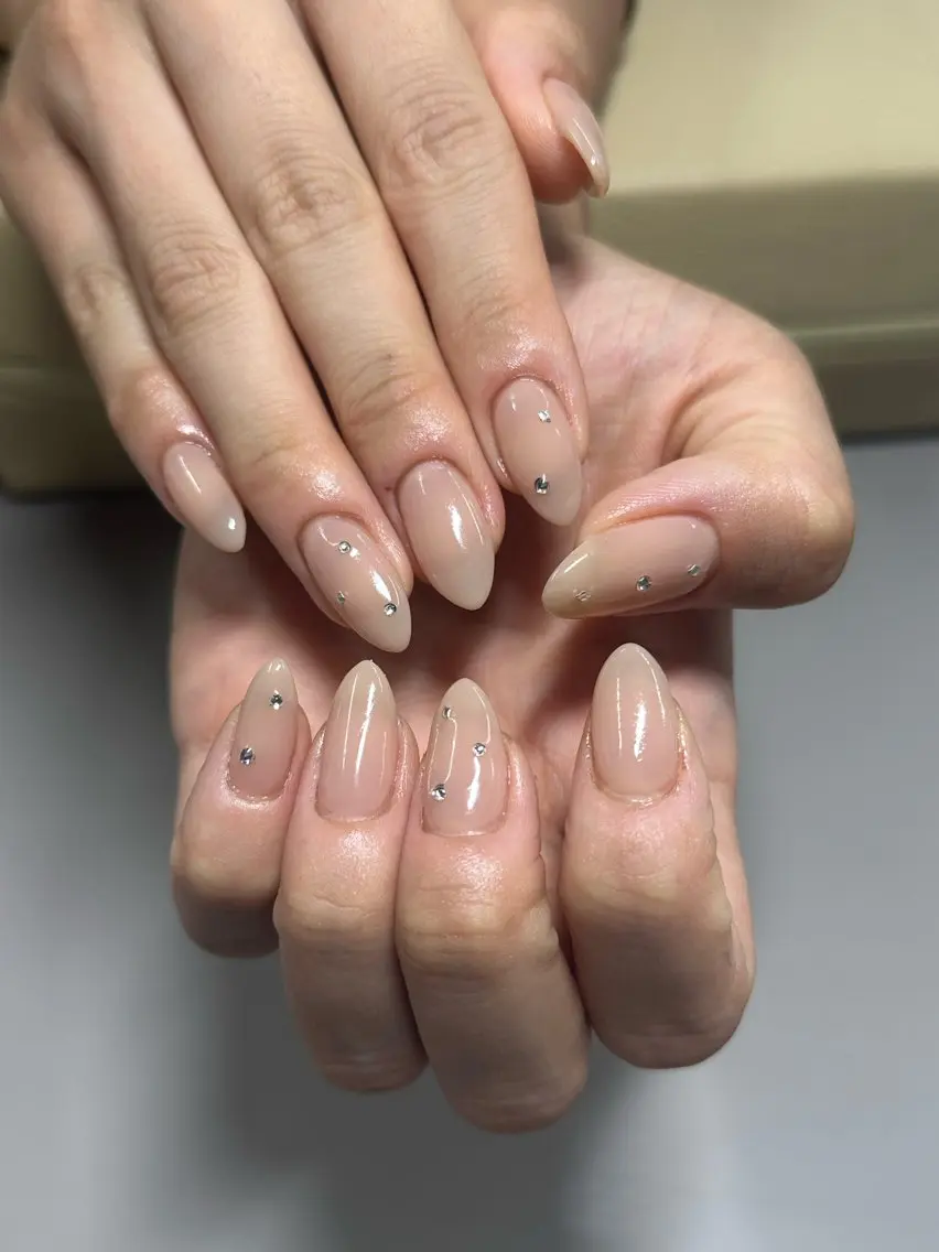 ネイル クレセントアイ MIUのネイルデザイン