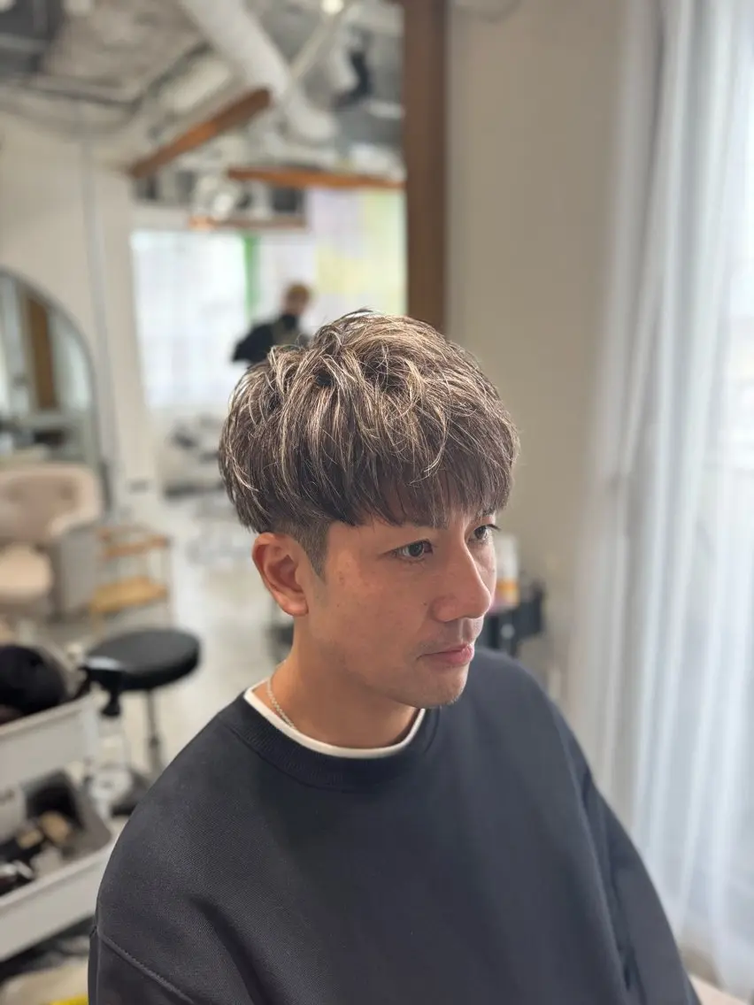 カラー メンズ カット ヘアカラー メンズパーマ特化/波 巻きツイスパ 長町至のヘアスタイル