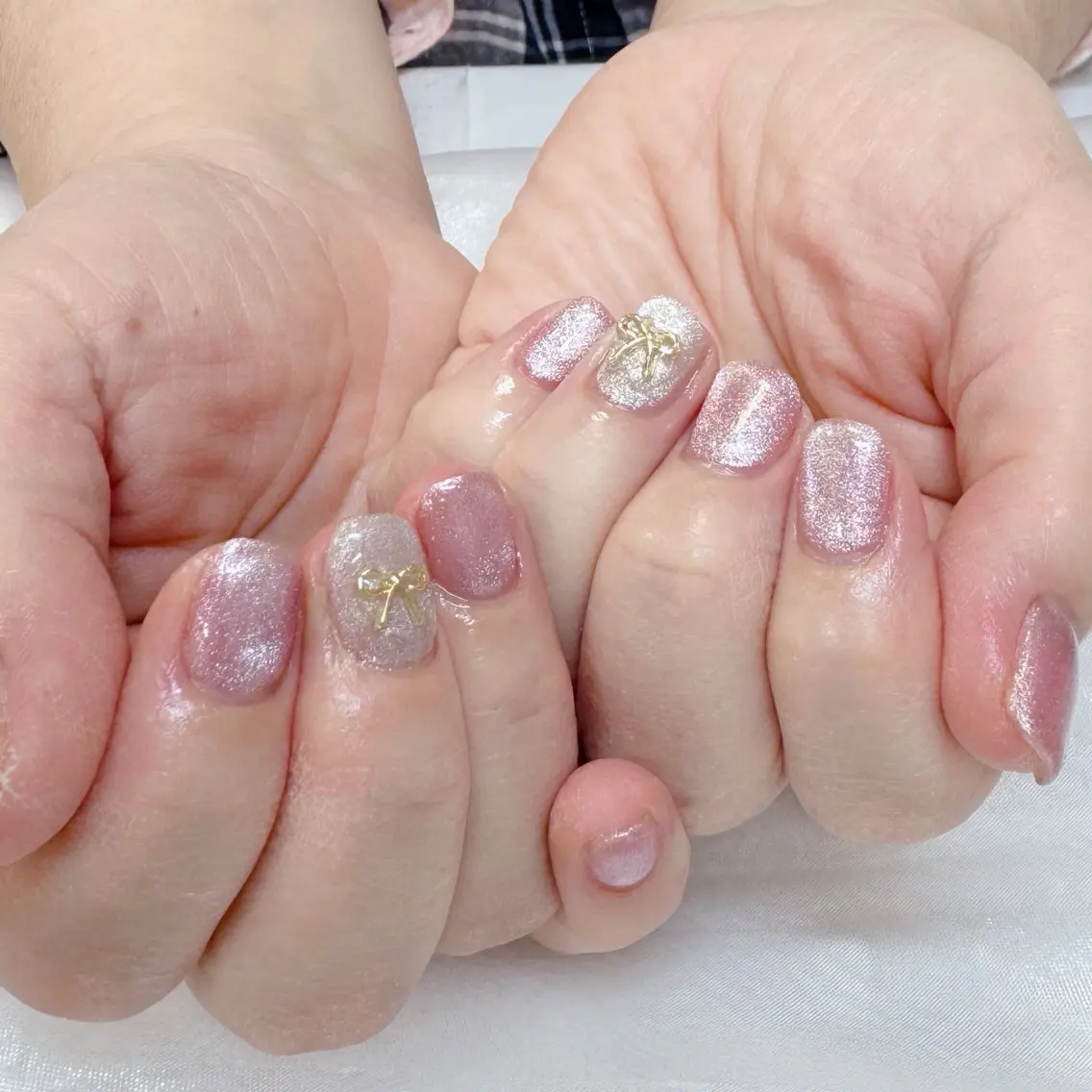 ネイル キラキラネイル マグネットネイル オフィスネイル リボン maruyasu. yのネイルデザイン