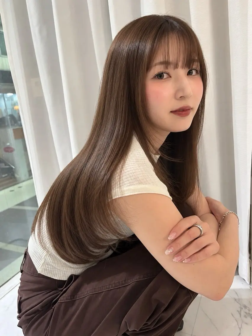 セミロング カラー カット ヘアカラー Grow by NYNY 坂本 理輝のヘアスタイル