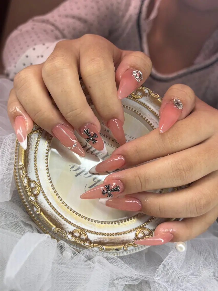 ネイル ハンドネイル MIO Nailのネイルデザイン