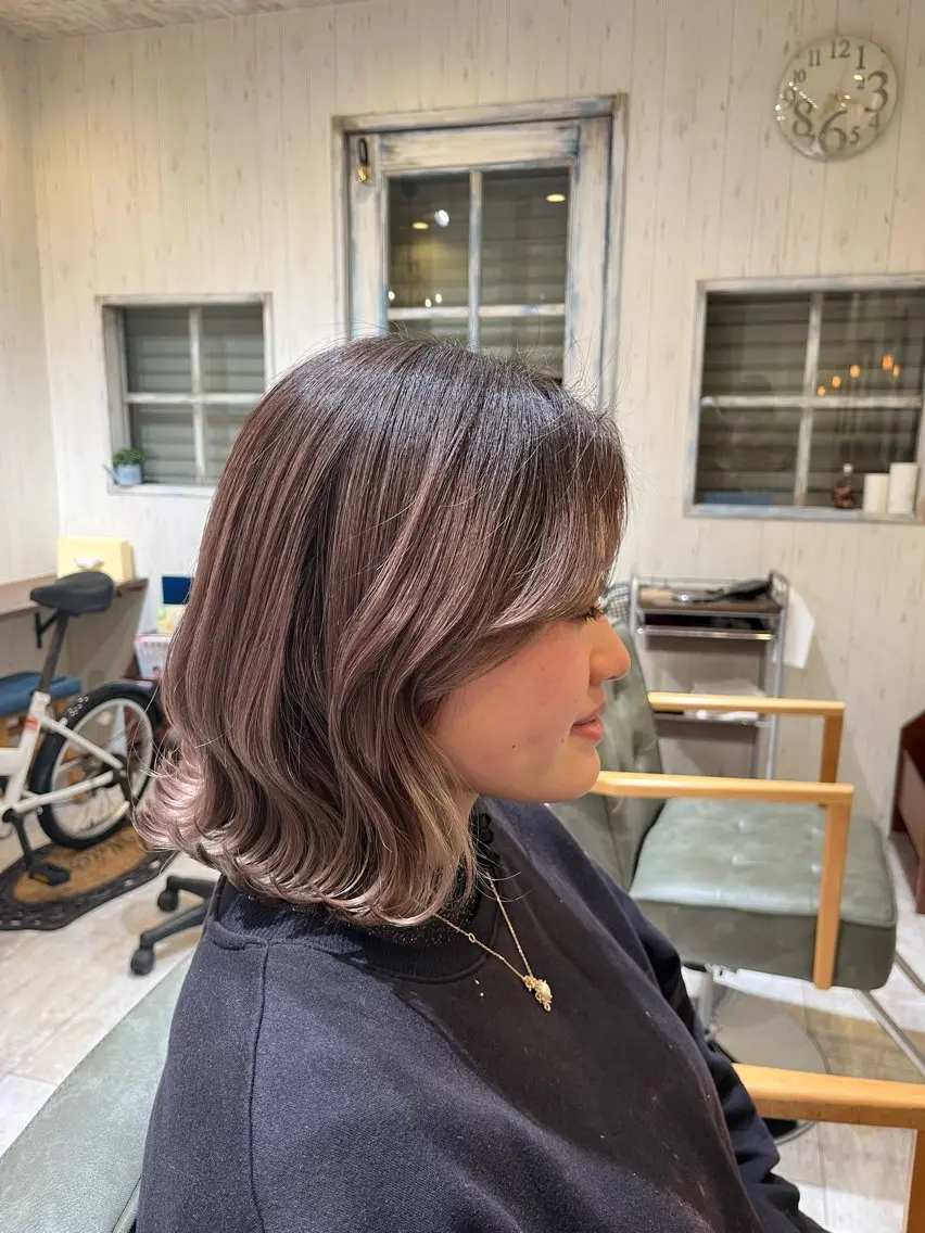 ミディアム カラー バレイヤージュ レイヤーカット Ｕｋａ .のヘアスタイル