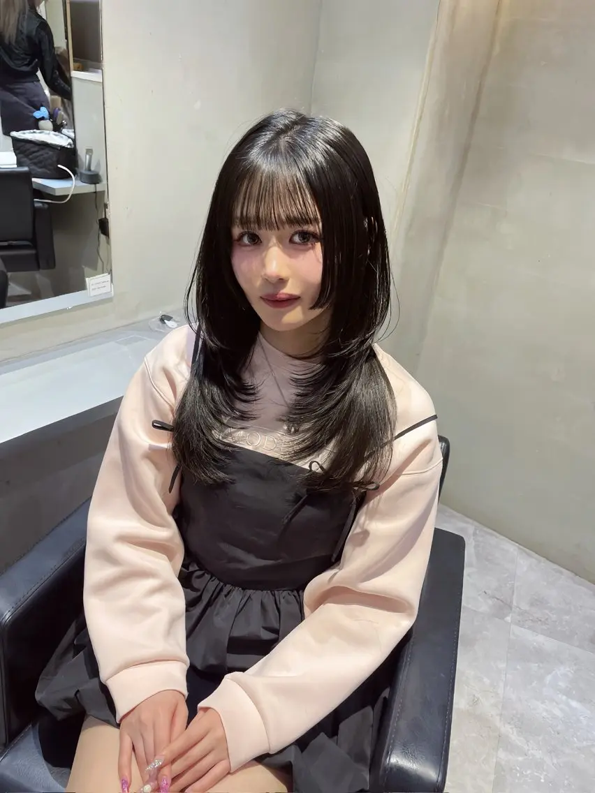 セミロング カット ヘアカラー トリートメント 髪質改善×透明感× 艶髪🥀HIYORIのヘアスタイル