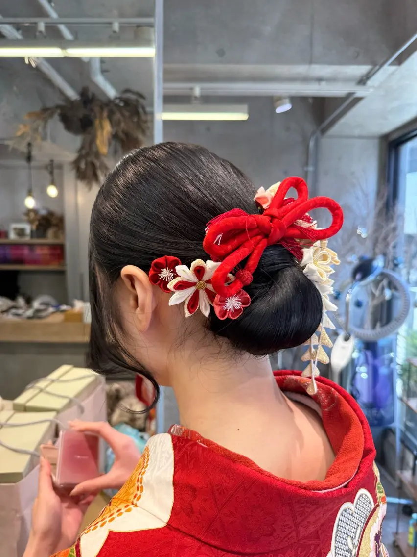 ロング ヘアアレンジ 成人式 ヘアセット 艶カラー/レイヤー/ 顔周り/ゆな🕊️のヘアスタイル