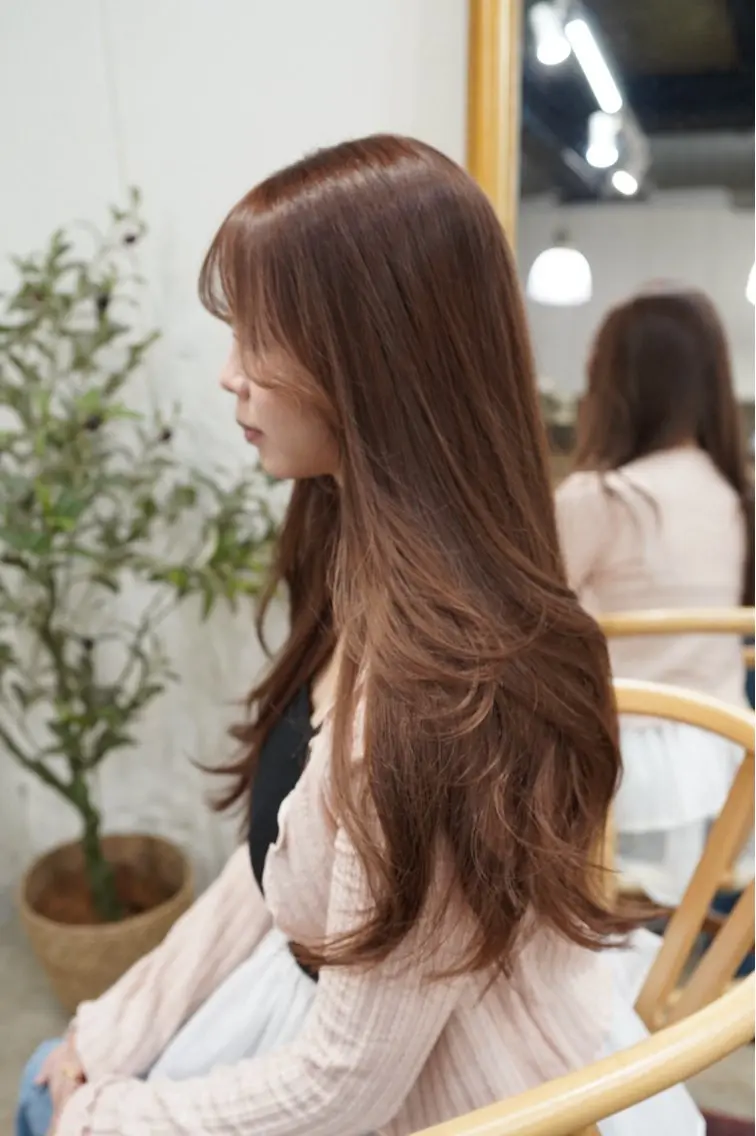 ロング カラー 髪質改善 レイヤーカット トリートメント カット ヘアカラー トリートメント 透けヘア/艶ベージュ ヘアセット/nagiのヘアスタイル