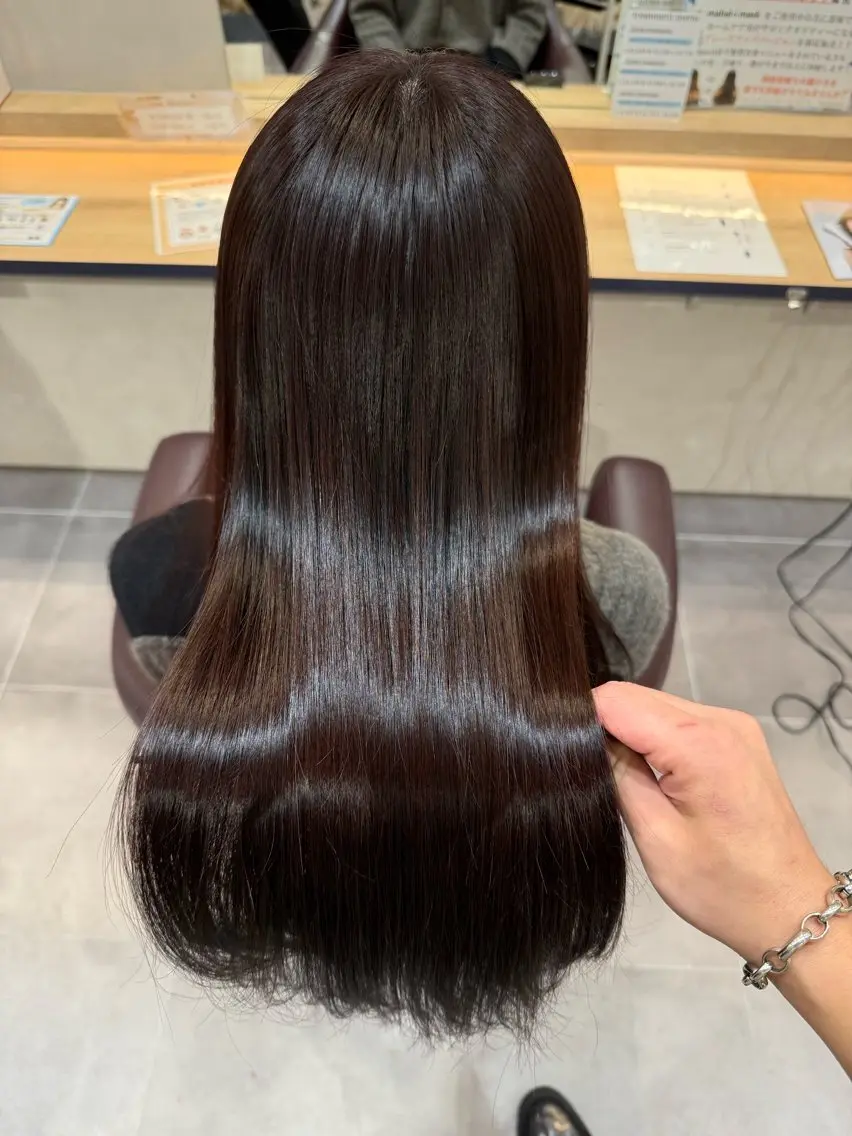ロング ケアカラー カット ヘアカラー トリートメント 長崎 洋平のヘアスタイル