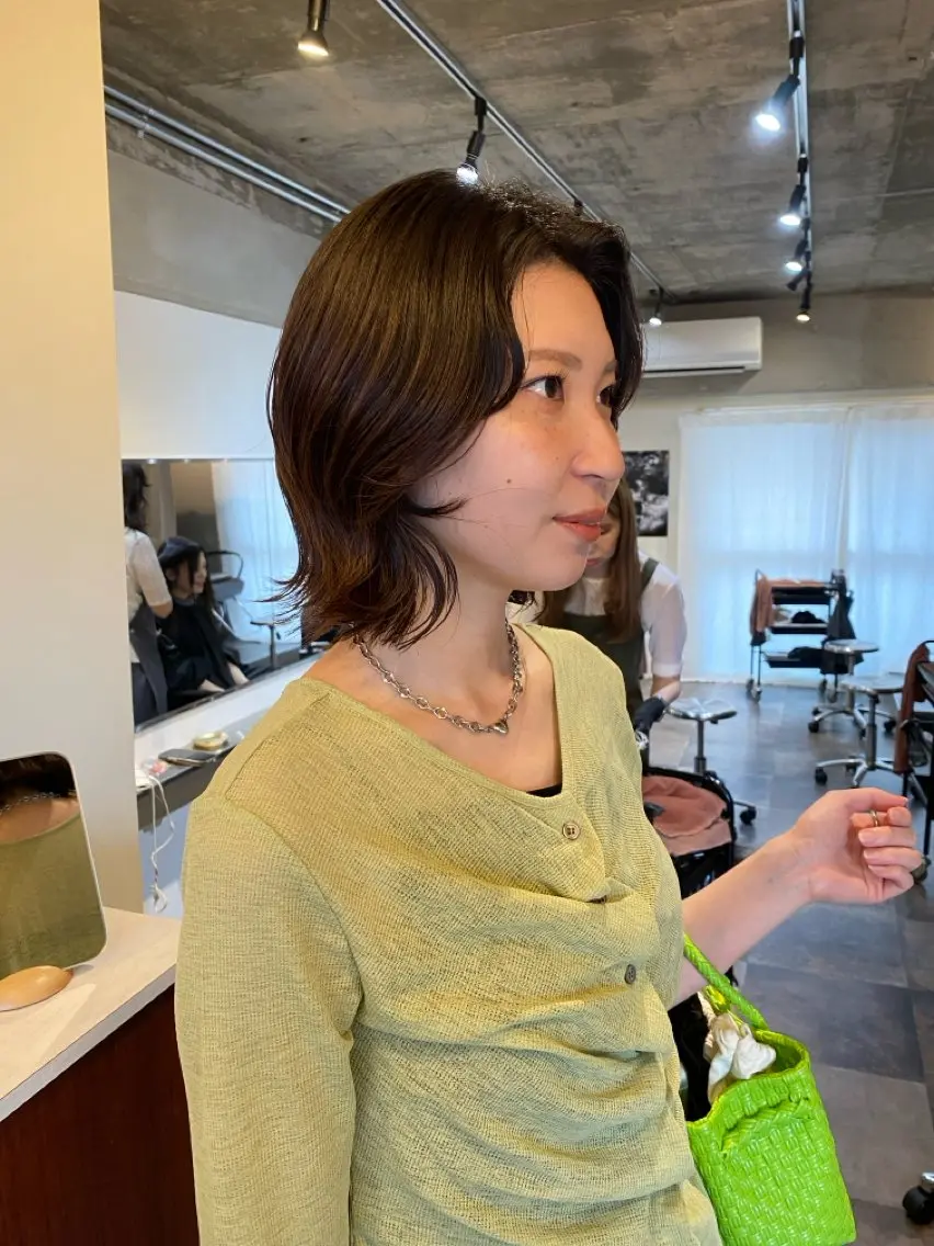 ショート カット ヘアカラー トリートメント みやけ ひなのヘアスタイル