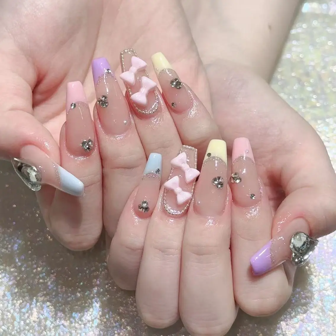 ネイル ハンドネイル Queens ひなのネイルデザイン