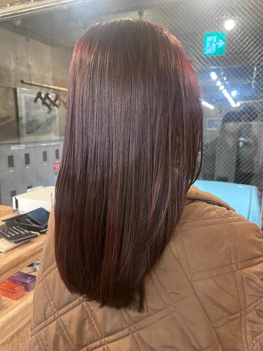 セミロング カラー ヘアカラー 尾藤 浩一のヘアスタイル