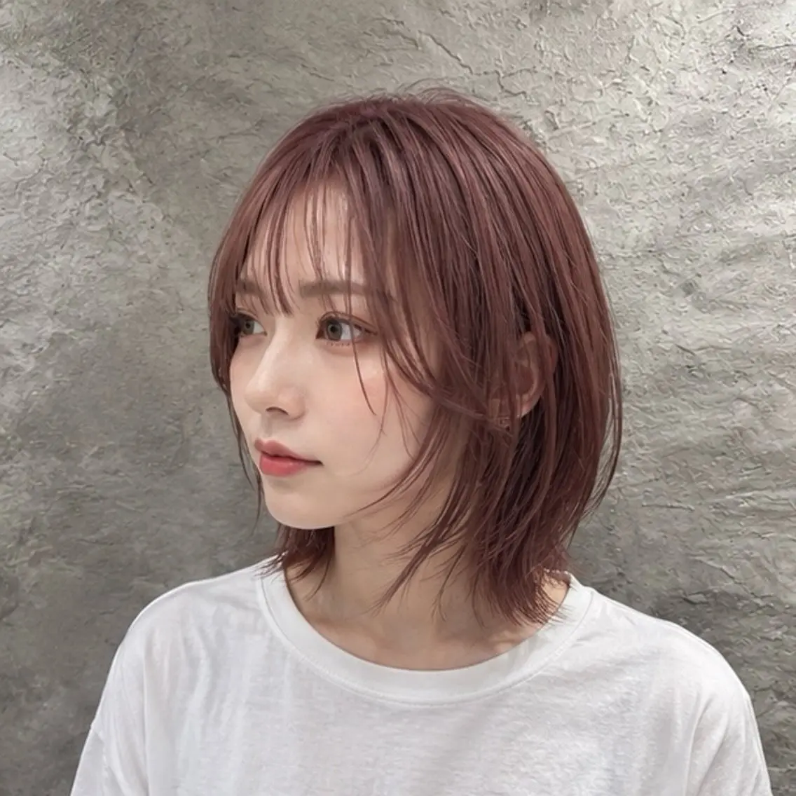 ショート カラー 小島 咲音/艶カラー /レイヤー/縮毛矯正のヘアスタイル