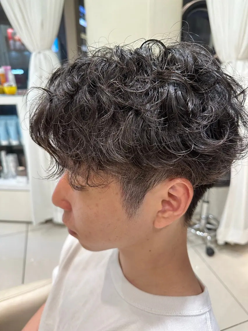 メンズ メンズパーマ 刈り上げ 🍀メンズパーマ職人 池袋🍀Yuraのヘアスタイル