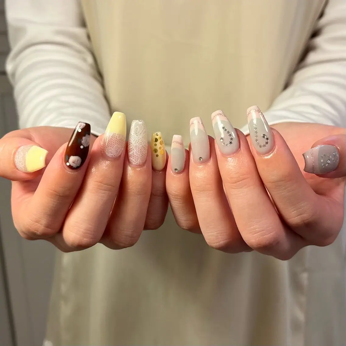 ネイル ハンドネイル フットネイル neroria nailのネイルデザイン