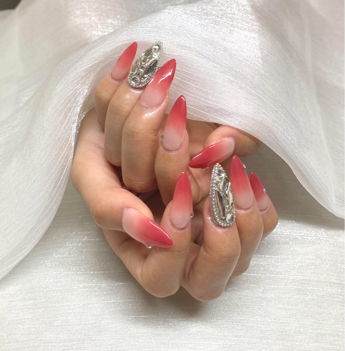 キラキメ 博多nail💅のネイルデザイン