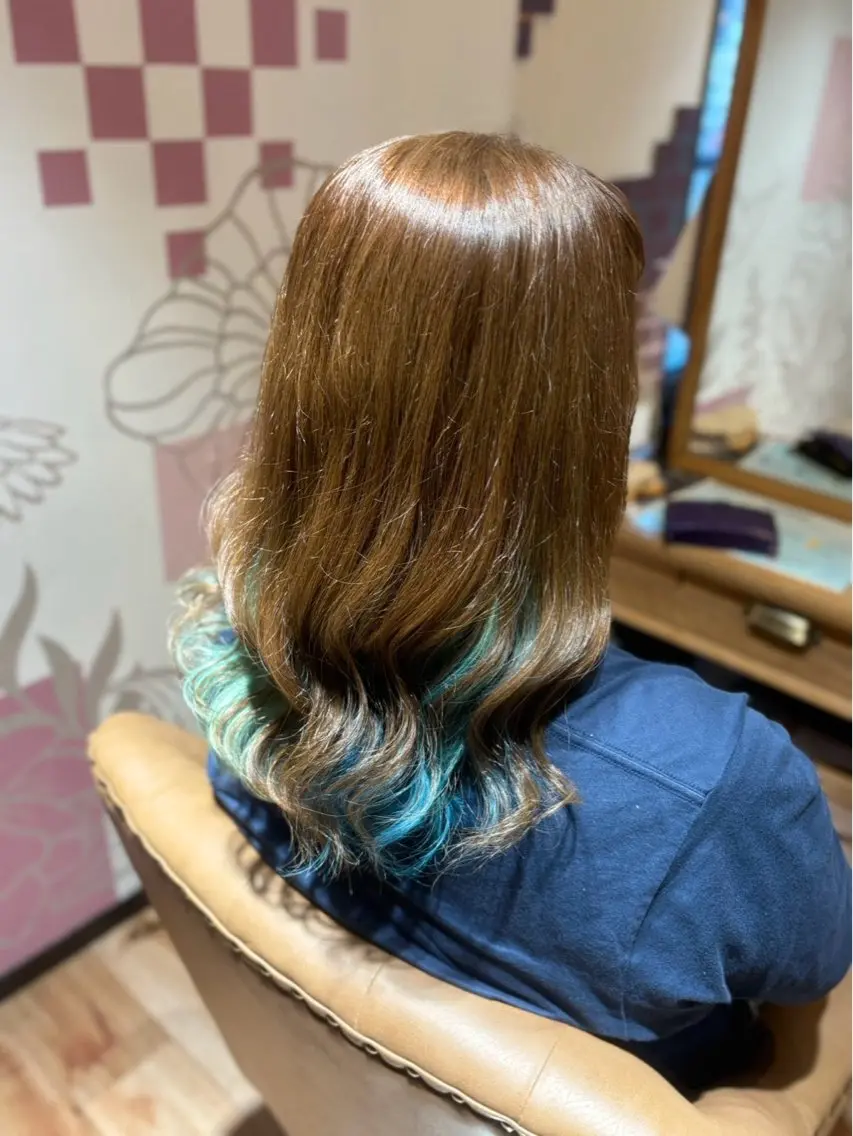 ロング カラー 西村 雪菜のヘアスタイル