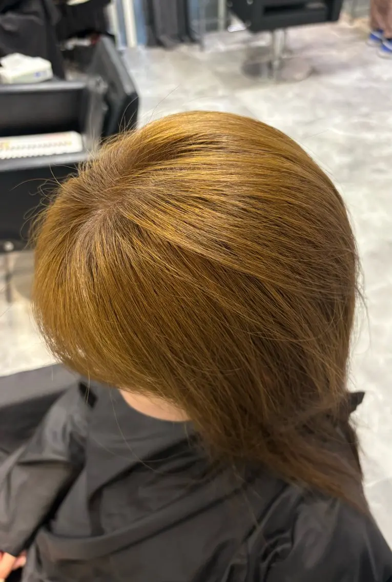 カラー ヘアカラー 柔ベージュ、上品 ／ボブ　ユミのヘアスタイル
