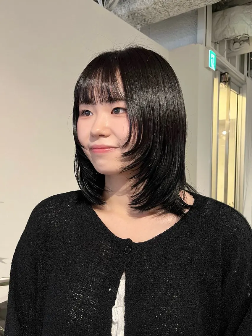 ミディアム カラー ミディアムレイヤー 韓国風ヘア レイヤーカット ウルフカット ウルフレイヤー カット ヘアカラー 桃果 momokaのヘアスタイル
