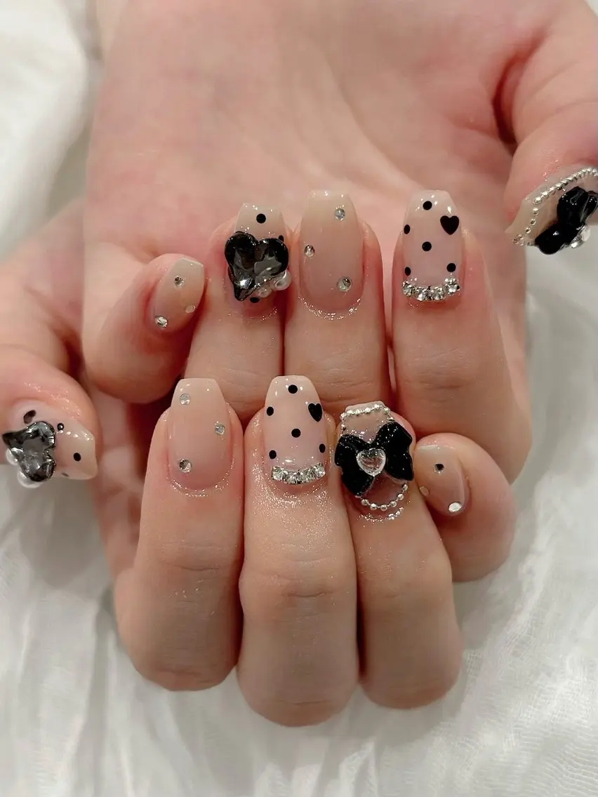 ネイル ハンドネイル ♡Zir nail ゆい 🧸♡のネイルデザイン