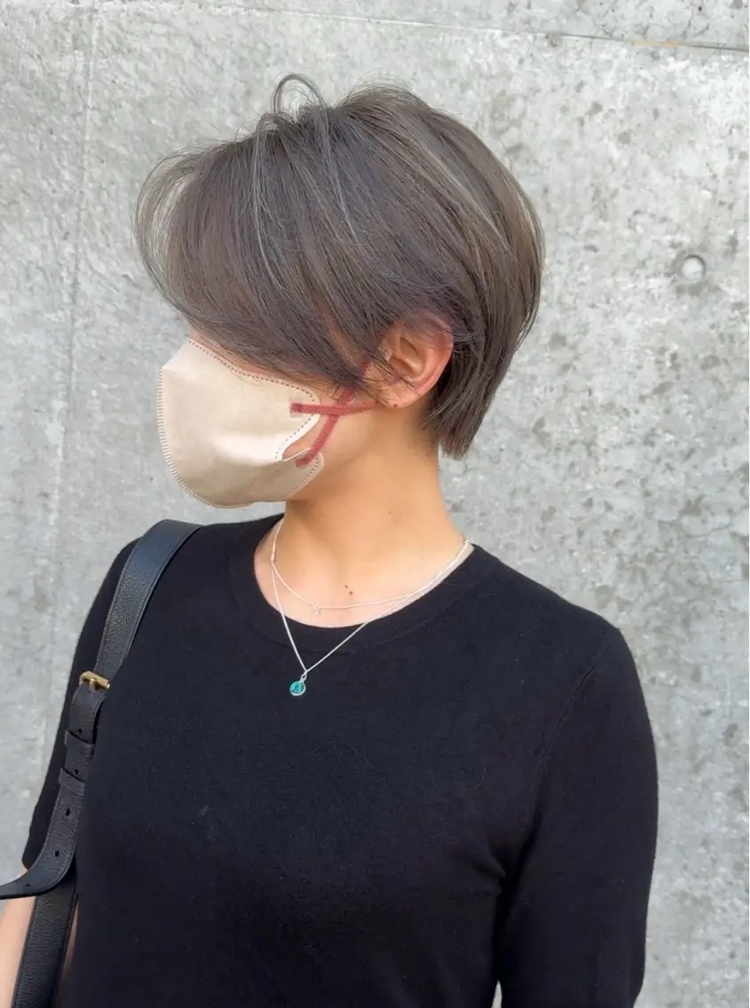 ショート カラー カット ヘアカラー 轡田 くつわだのヘアスタイル