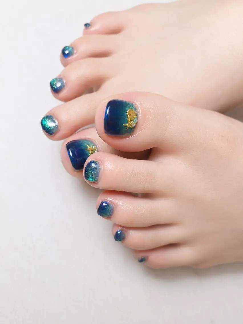 ネイル ブルー フットネイル マグネットネイル フットネイル nailsalon Lunoaのネイルデザイン