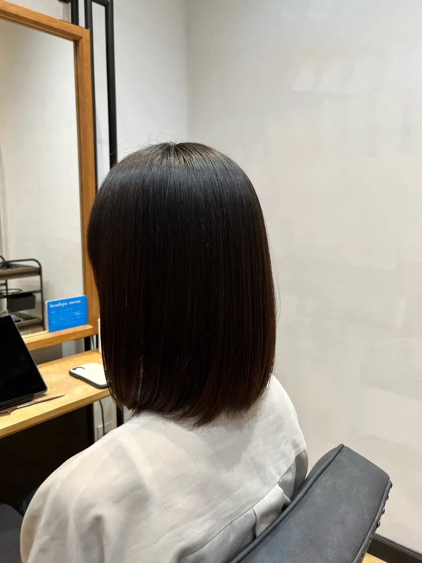 ミディアム 縮毛矯正 トリートメント Rika🎀美髪矯正 /透明感カラー🫧のヘアスタイル