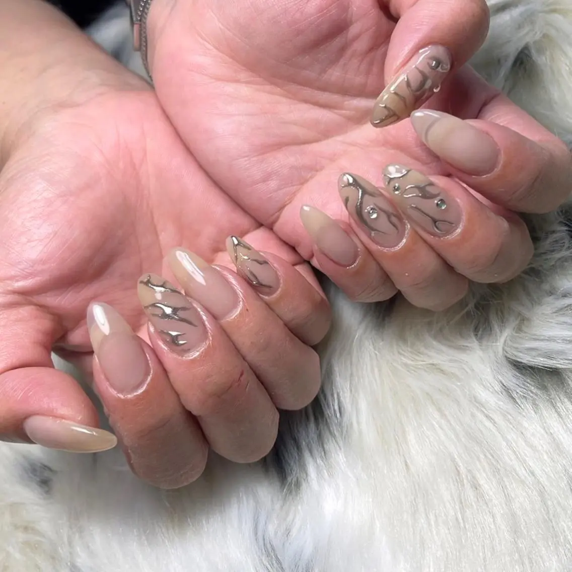 ネイル Laki nailのネイルデザイン