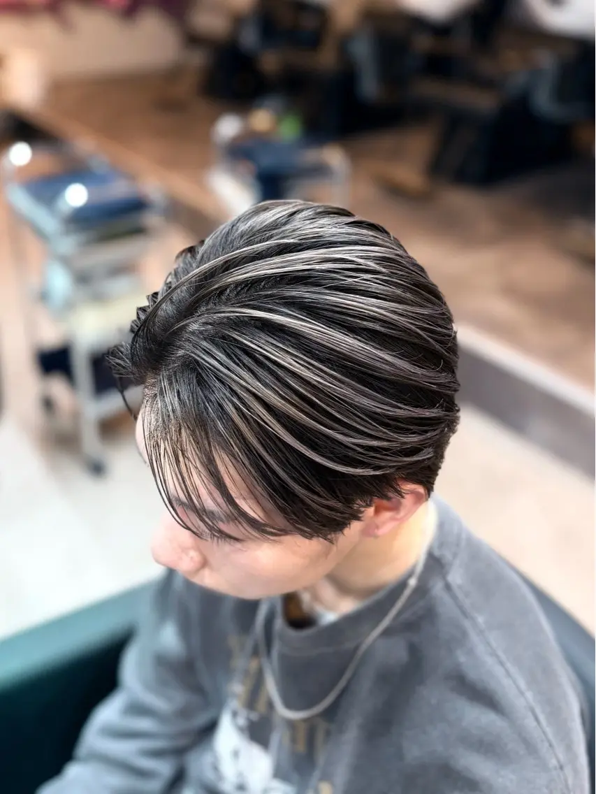 メンズ メンズバレイヤージュ メンズパーマ 🔥千咲斗のヘアスタイル