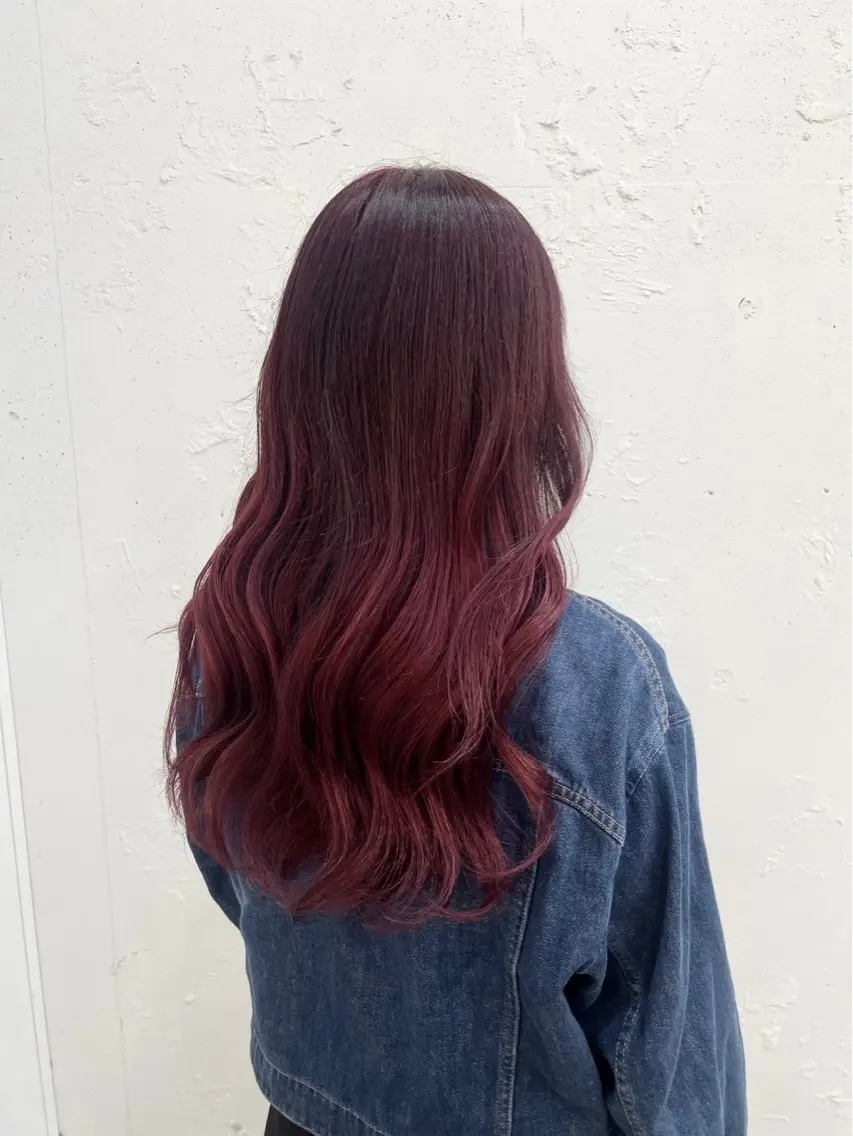 カラー アギレ ミノリのヘアスタイル