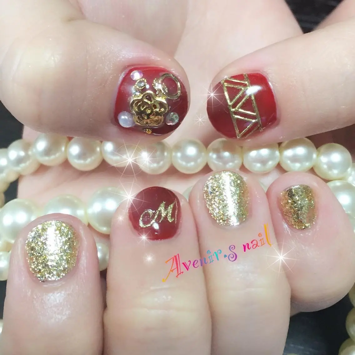 ネイル ボルドー ゴールド Home Salon Avenir.のネイルデザイン