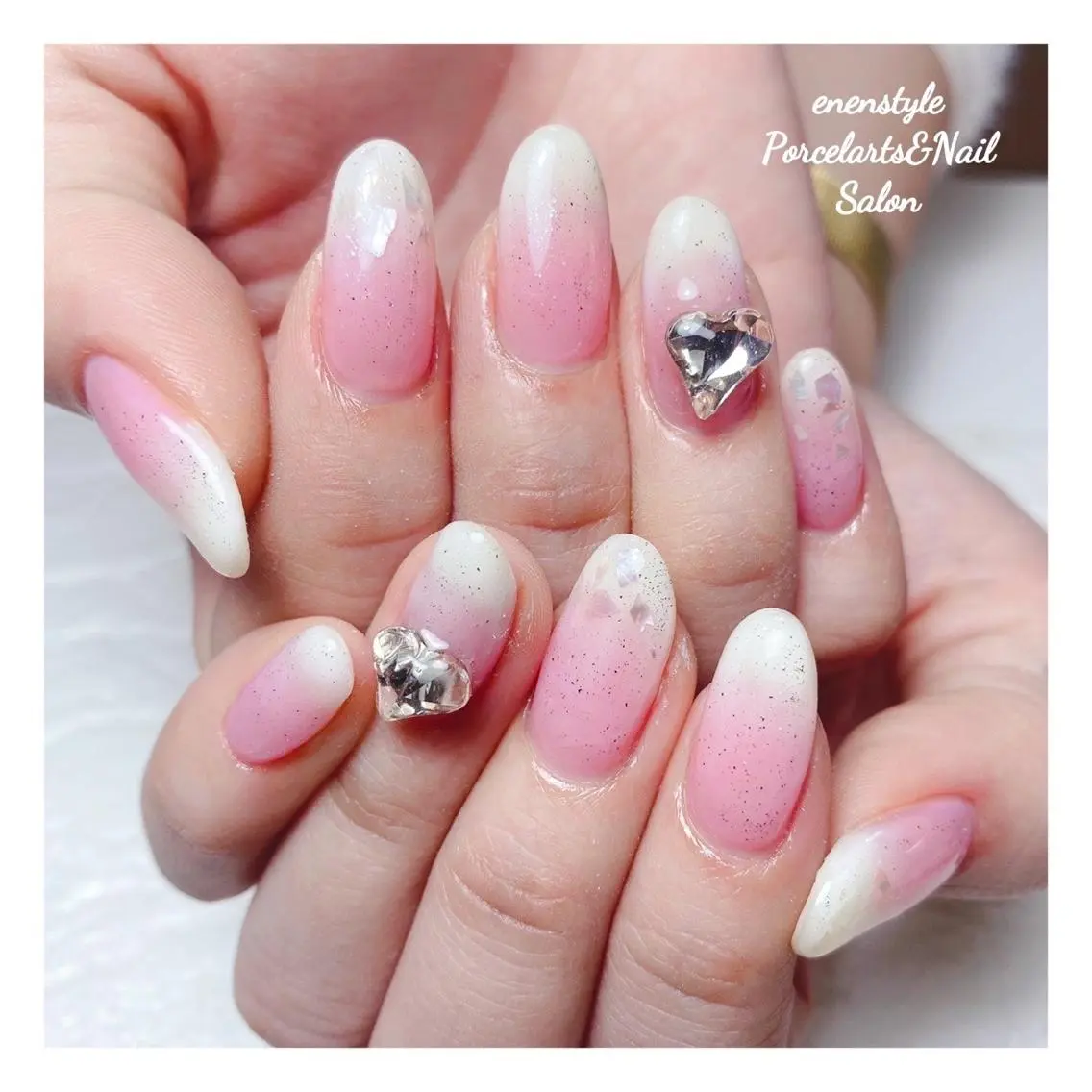 ミディアム ネイル 🐾enen style 🐾のネイルデザイン