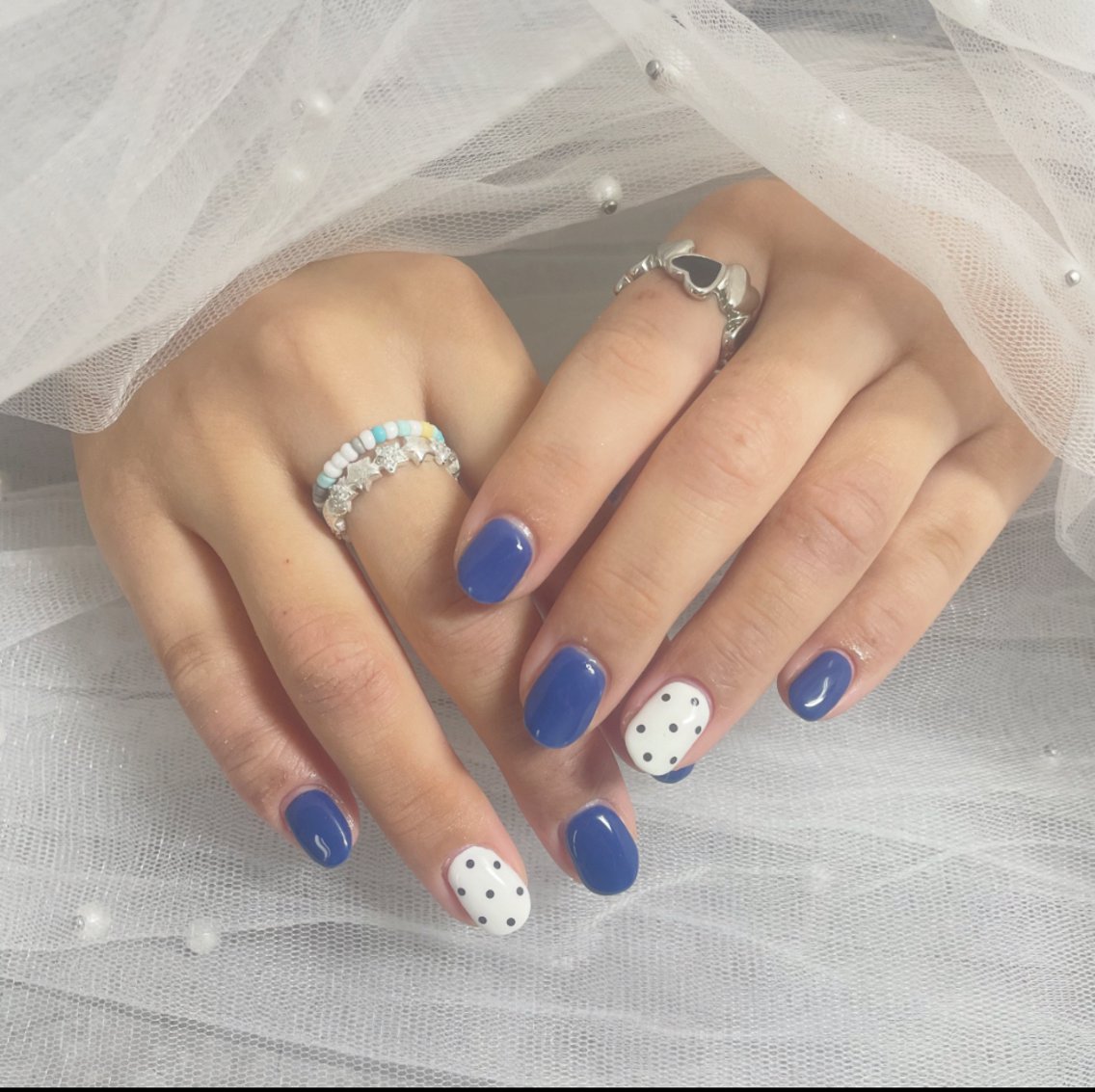 ネイル ブルー ドット ハンドネイル Chul Nail 愛莉のネイルデザイン