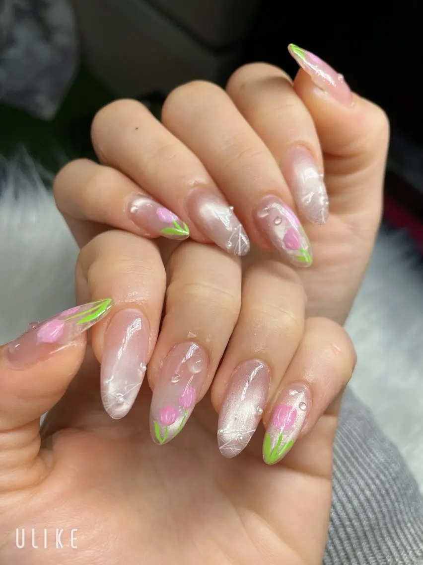 ネイル MoonHi Nail 朝霞台のネイルデザイン