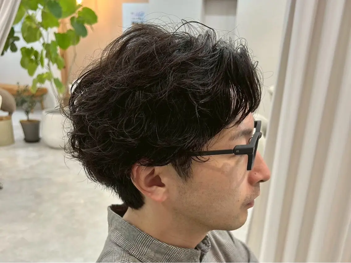 ショート センターパート 韓国ヘア・綾也のヘアスタイル
