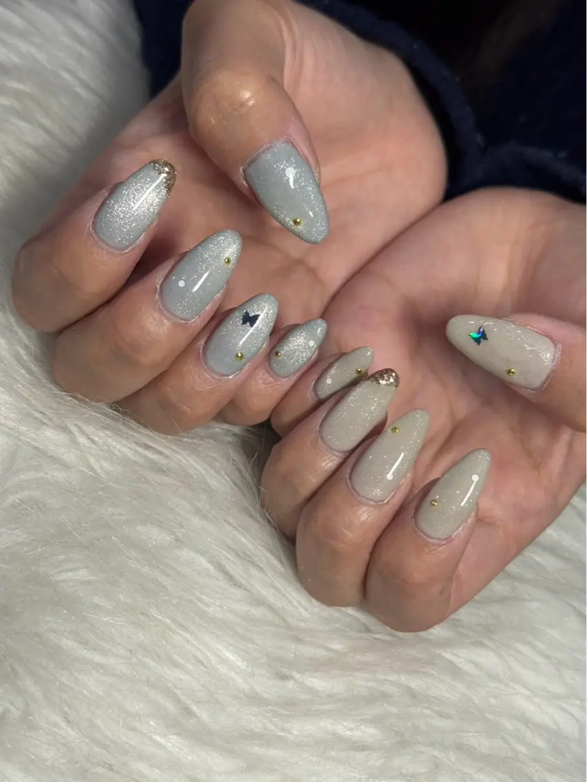 ネイル ハンドネイル LAVISH momoneのネイルデザイン