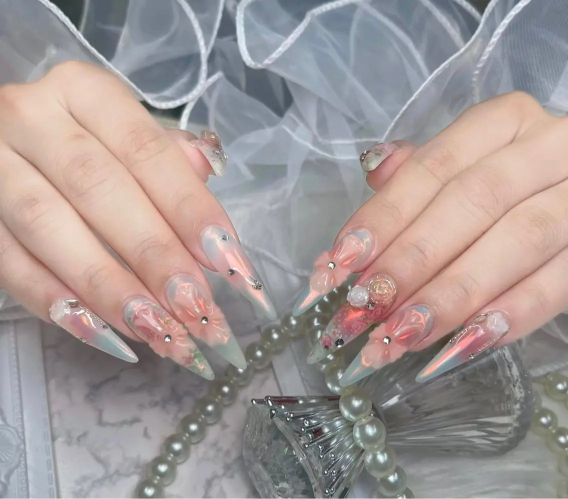 ネイル アートネイル ジェルネイル グリーン 韓国ネイル ロングネイル ハンドネイル Nova Nailのネイルデザイン