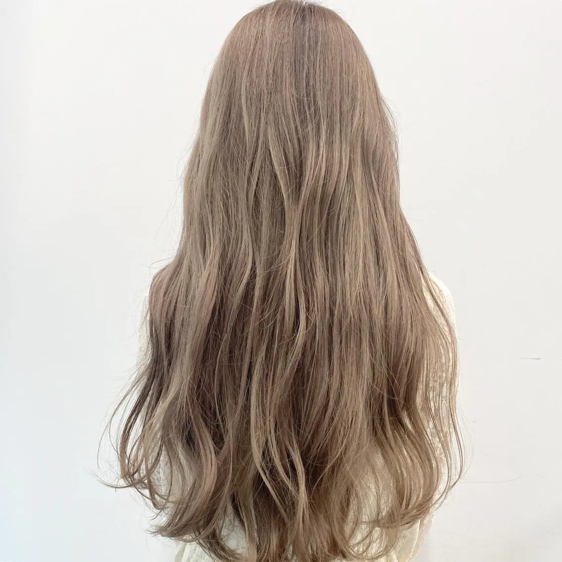 ロング カラー ブリーチ ダブルカラー 【ブリーチカラー】 🌈ALIVE若山葵のヘアスタイル