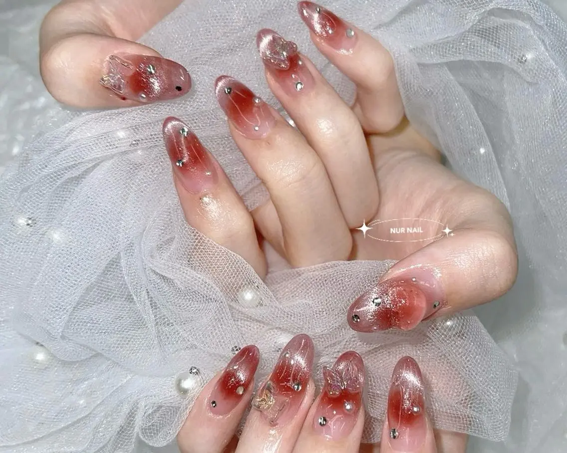 ネイル 🫧NUR NAIL✨のネイルデザイン