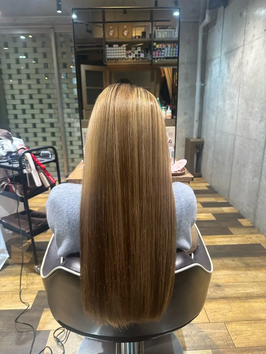 ロング カラー ヘアカラー トリートメント flannel 優介のヘアスタイル