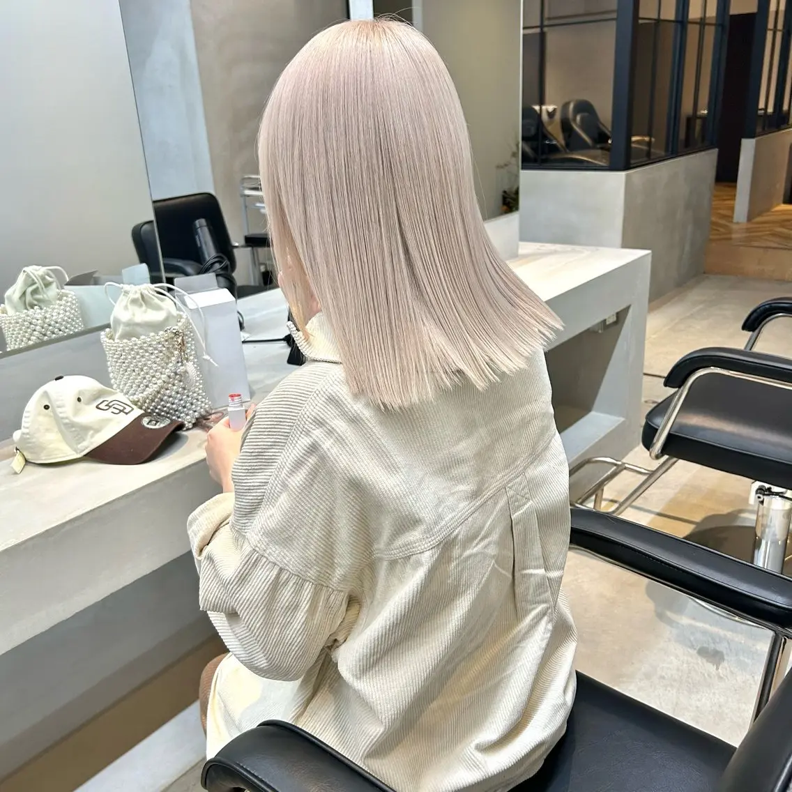 ミディアム カラー 一ノ瀬 暁のヘアスタイル