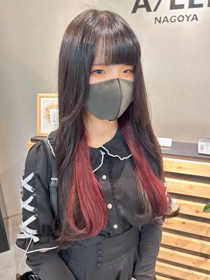 ミディアム カラー レッドカラー ヘアカラー トリートメント ウルフカット レイヤーカット上柿のヘアスタイル