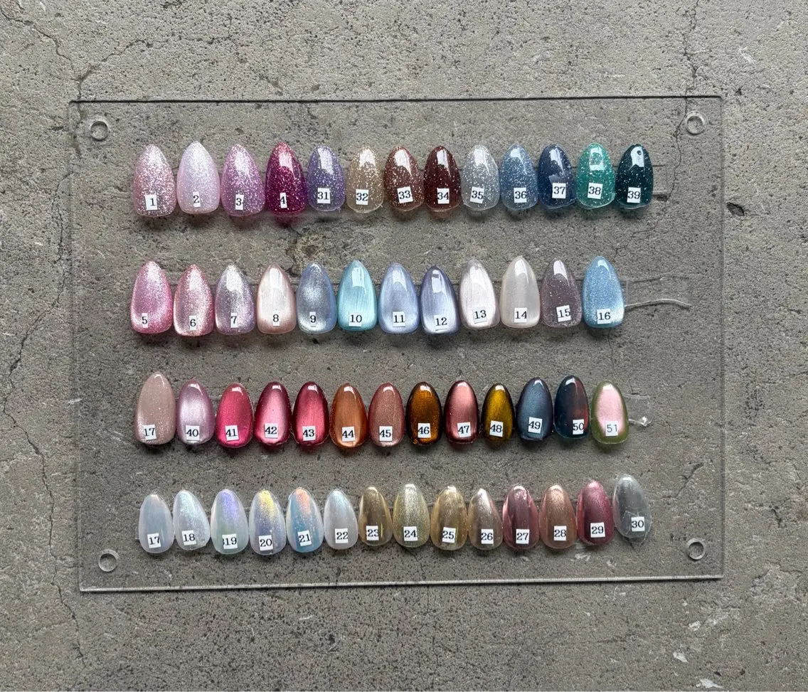 マグネットorミラーorオーロラワンカラー💅 オフがある場合はメッセージにてお送りください🎵パラジェル変更+1100の写真
