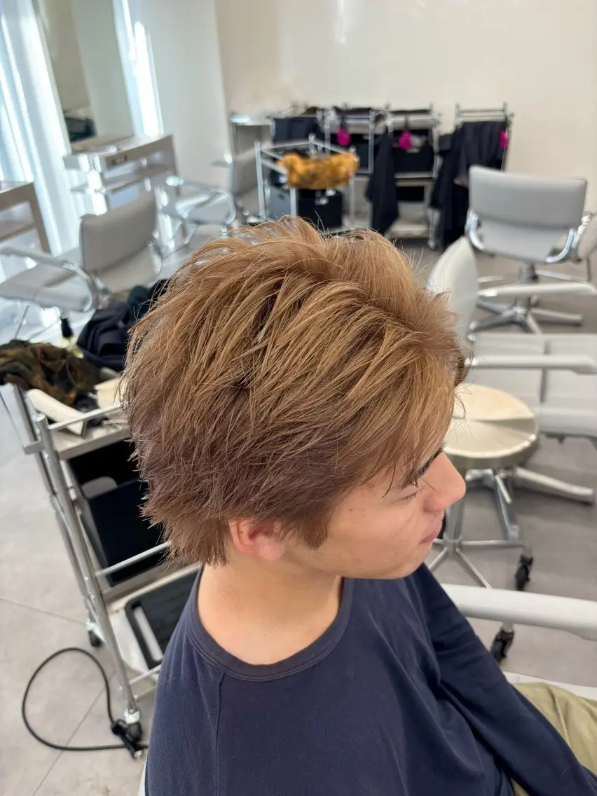 カラー メンズ ヘアカラー ブリーチ/ハイトーン 🤍そな🤍のヘアスタイル