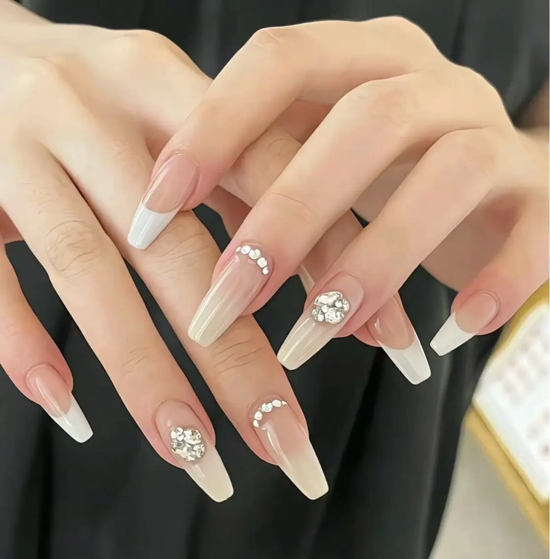 ネイル ハンドネイル ハンドケア Shiori Nail salonのネイルデザイン