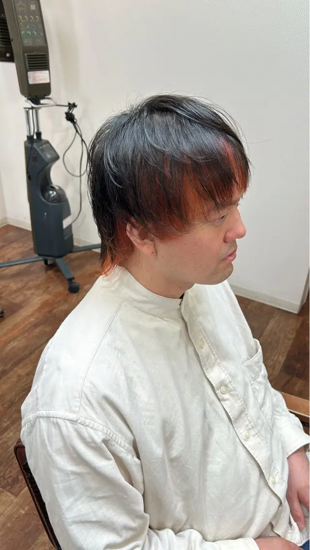 ショート カラー メンズ メンズウルフカット デザインカラー オレンジ ウルフカット カット パーマ 小林 瑞穂のヘアスタイル