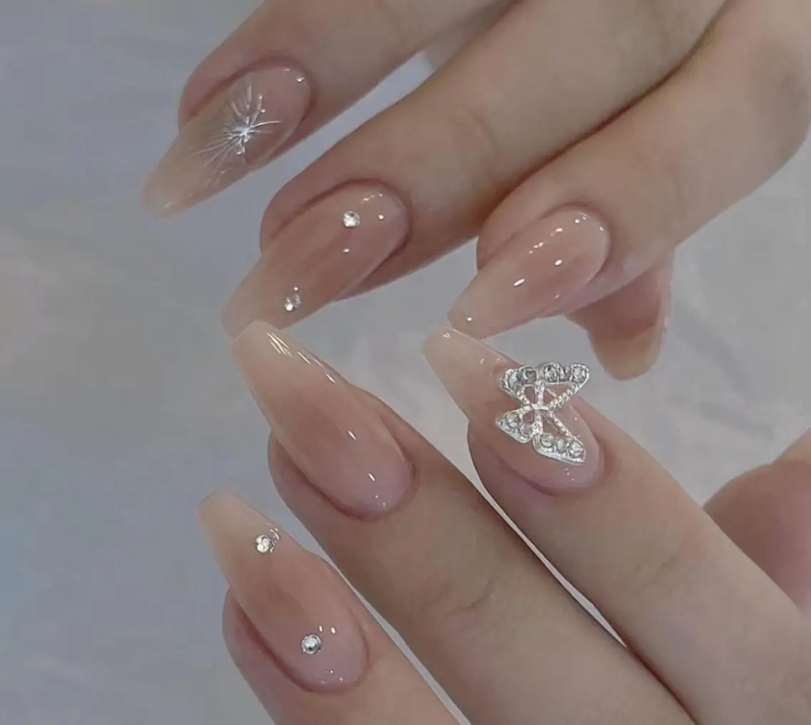 ネイル ハンドネイル エリ🫧 nail池袋東口のネイルデザイン