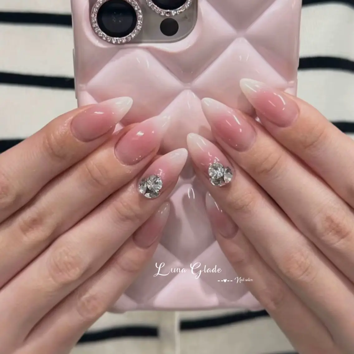 ネイル ハンドネイル Luna Gladeのネイルデザイン