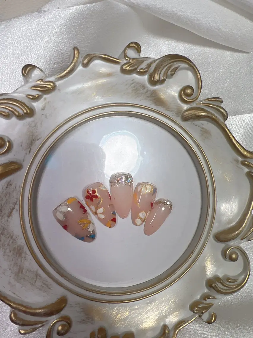 ネイル Rarity Salon  H.Sのネイルデザイン